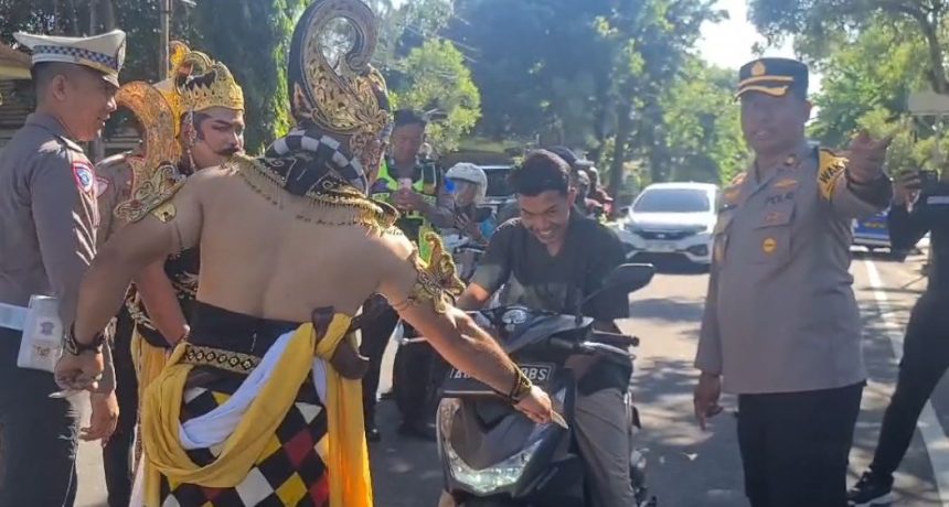 Gatot Kaca Turun Jalan, di Operasi Keselamatan Semeru