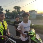 Polisi Amankan 200 Remaja dan Motor dari Balap Liar Arteri Porong
