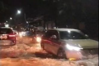Banjir Luapan Genangi Jalur Pantura Situbondo