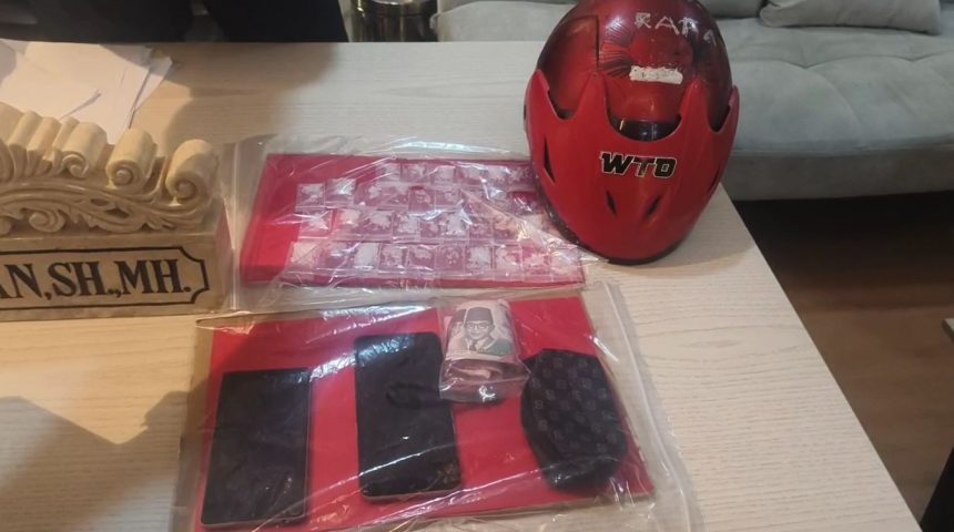 Polres Pelabuhan Tanjung Perak Ungkap Peredaran Sabu Disembunyikan dalam Helm