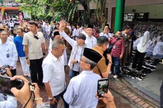 Kunjungan Kerja di Malang, Menko Pangan Temukan MAN 2 Belum Terima MBG