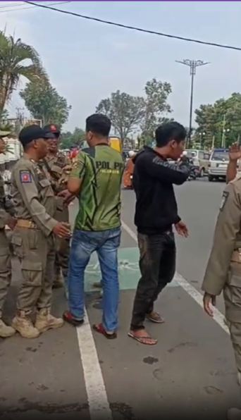 Satpol PP Kota dan Kabupaten Probolinggo