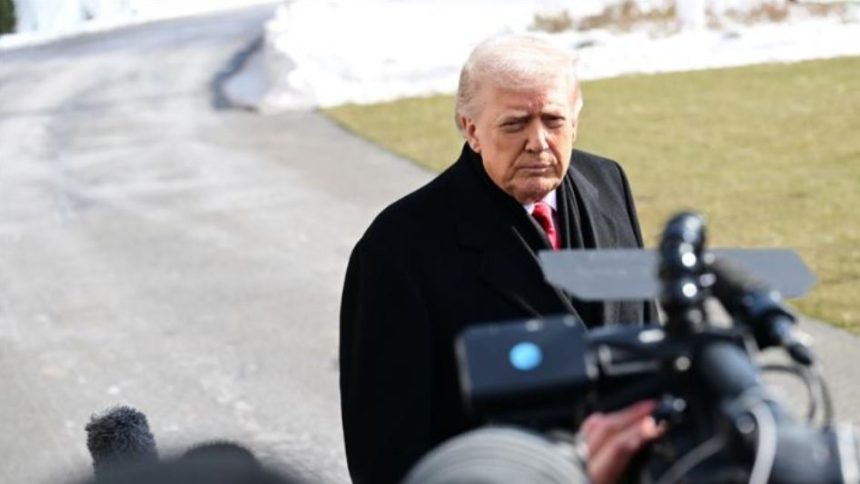 Ketegangan AS-Iran: Trump Peringatkan Konsekuensi Jika Negosiasi Gagal