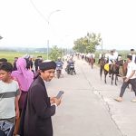 Pawai Ratusan Santri Berkuda Sambut Ramadan di Temboro Magetan