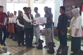 Pemerintah Provinsi Jawa Timur Salurkan Bantuan Sosial Senilai 2 Milyar 735 Juta Rupiah Kepada Ribuan Warga Kabupaten Pasuruan dari Berbagai Program Bantuan Sosial