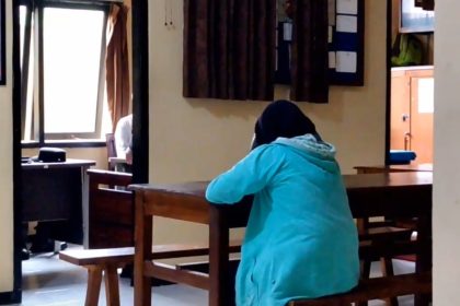 Viral, Nenek 75 Tahun di Magetan Dijambret Kalung Emas Rp20 Juta, Pelaku Diamankan Warga (Hukrim)