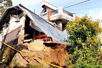 Longsor Rusak Dua Rumah di Magetan, Satu Warga Luka Tertimpa Bangunan