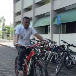 Hemat Energi Imbas Konflik Timur Tengah, Pemkab Bangkalan Wajibkan ASN Gunakan Sepeda Ontel di Hari Tertentu