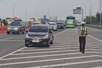 Puncak Arus Balik, Volume Kendaraan di Tol Surgem Arah Surabaya dan Semarang Melonjak