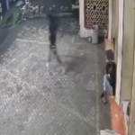 Komplotan Pencuri Gasak Motor dan Barang Pengendara Saat Beristirahat di Masjid