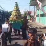 Lestarikan Tradisi Jawa, SDN Randusari Gelar Grebek Syawalan dengan Gunungan Ketupat
