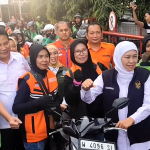 Ratusan Ojol di Sidoarjo Terima Sembako dan BBM Gratis dari Pemprov Jatim