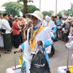 Isak Haru Iringi Keberangkatan 376 Jemaah Haji Tuban Kloter 26