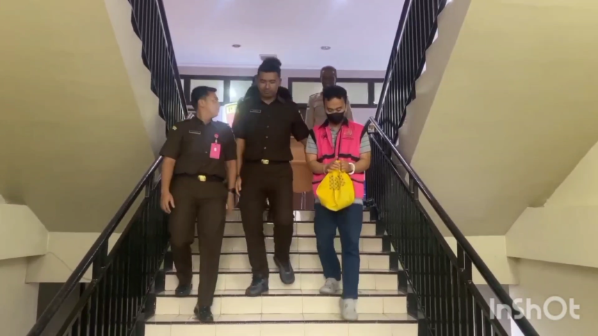 Pegawai Bank di Surabaya Ditahan Terkait Dugaan Korupsi Kredit Mikro Rp2,9 Miliar