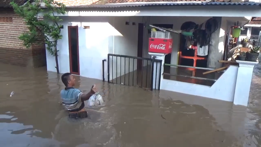 Banjir Rendam Empat Kecamatan di Pasuruan, Jalur Pantura Terganggu