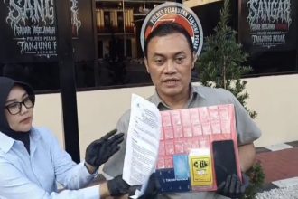 Kasat Resnarkoba Polres Pelabuhan Tanjung Perak, AKP Adik Agus Putrawan
